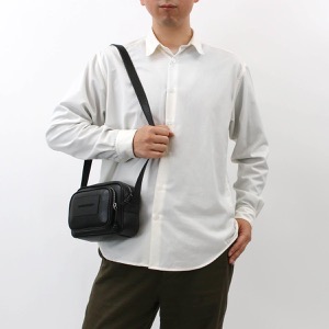 エンポリオアルマーニ ショルダーバッグ/カメラバッグ/クロスボディ バッグ メンズ ブラック Y4M364 Y068E 80001 EMPORIO ARMANI