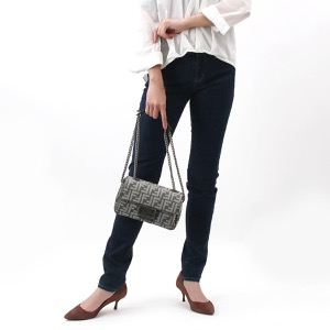 フェンディ ショルダーバッグ/クロスボディ バッグ レディース バゲット チェーン ミディ ズッカ シェニール織 アンスラサイトダークグレー&アスファルトグレー&パラディオブラット 8BR793 ALG7 F1HZO FENDI