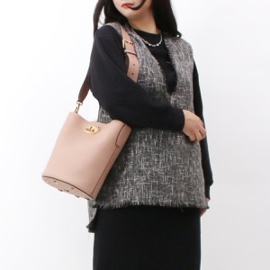 フェラガモ バケットバッグ/ショルダーバッグ バッグ レディース ザ スタジオ ガンチーニ アマレッティベージュ 212892 AMARETTI 0756836 SALVATORE FERRAGAMO