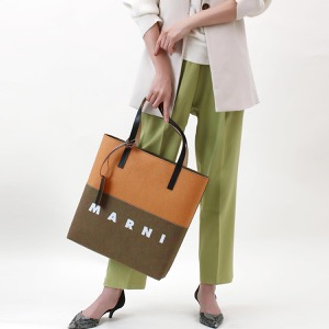 マルニ トートバッグ/ショッピングバッグ バッグ メンズ レディース トライベッカ ロゴプリント ムスクベージュ&サンドストームカーキブラウン&ブラック SHMPQ10A09 P4568 Z2P51 MARNI