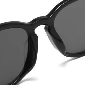 グッチ サングラス メンズ レディース ウェリントン UVカット ビー ブラック&グレー GG0154SA 001 GUCCI