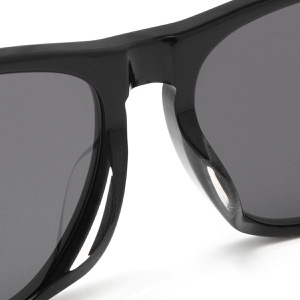 グッチ サングラス メンズ レディース UVカット ブラック&ゴールド&グレー GG0915SA 001 30010416001 GUCCI