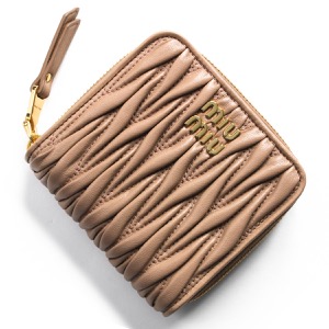 ミュウミュウ 二つ折り財布 財布 レディース マトラッセ シャーリング カメオピンクベージュ 5ML522 2FPP F0770 MIU MIU