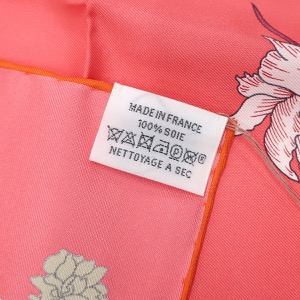 エルメス スカーフ カレ90 CARRE シルク ピンク 【ROBE LEGERE/ローブ レジェール】  中古