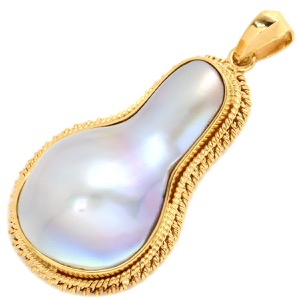 ペンダントトップ マベパール K18YG ゴールド ハーフパール ネックレストップ  中古