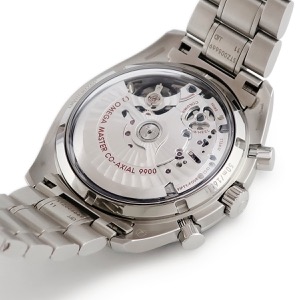 オメガ スピードマスター レーシング マスター クロノメーター 329.30.44.51.06.001 新品同様 デイト 自動巻き