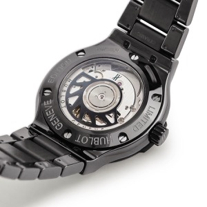 ウブロ クラシックフュージョン オールブラック セラミック 565.CM.1110.CM OH済 黒 限定 自動巻き