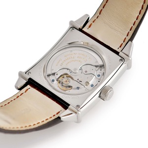 ジラールペルゴ ヴィンテージ1945 キング 25805-11-821-0 アイボリー ビッグデイト 角型 限定 自動巻き