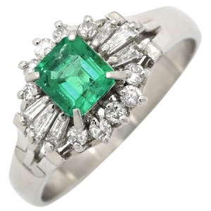 リング 指輪 エメラルド ダイヤモンド リング Pt900 シルバー グリーン 緑 スクエア  中古