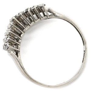 リング 指輪 ダイヤリング Pt900 シルバー V字 Vライン  中古