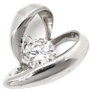 ペンダントトップ Pt900 シルバー プラチナム ダイヤ 1P 1石 1粒 ハートモチーフ  中古