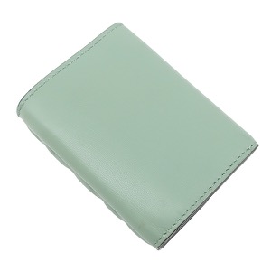 フェンディ 三つ折り財布 バゲット マイクロ トライフォールド レザー グリーン 中古