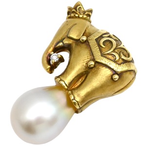 ペンダントトップ パール ダイヤ ゾウモチーフ K18YG ゴールド ネックレストップ ダイヤモンド K18 18金 750 白蝶パール 真珠 中古