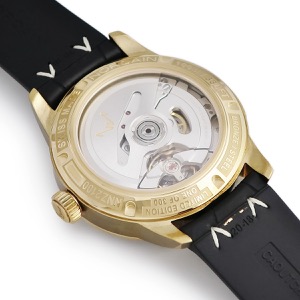 ノルケイン フリーダム60 GMT リミテッドエディション NNZ2100ZG/E215/20BPR.18Z 新品同様 緑 限定 自動巻き