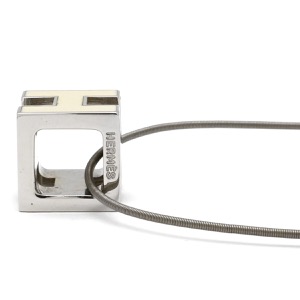 エルメス ネックレス カージュドアッシュ Hキューブ メタル ホワイト 白  中古