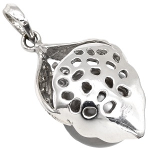 ペンダントトップ 黒蝶パール 12mm ダイヤモンド K18WG シルバー 真珠 黒 シルバー 750 18金 ネックレストップ チャーム ラウンドシェイプ 中古