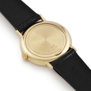 ヴァシュロン・コンスタンタン エッセンシャル 31039/000J-3 K18YG無垢 ローマン 手巻き