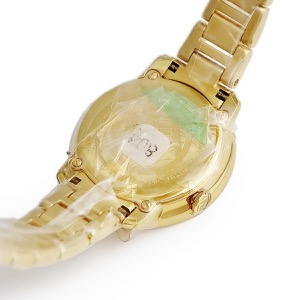 フェンディ エフ イズ フェンディ ラナウェイ 28MM F711424000 未使用 白 クオーツ