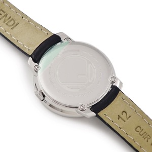 フェンディ エフ イズ フェンディ ラナウェイ 28MM F710021011 未使用 黒 クオーツ