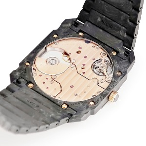 ブルガリ オクト フィニッシモ カーボンゴールド 103779 BGO40CXT 新品同様 K18PG×カーボン 自動巻き