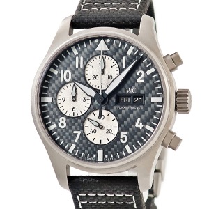 IWC パイロットウォッチ クロノグラフ AMG IW377903 新品同様 ブラック グレー デイデイト 自動巻き