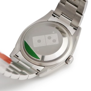 ロレックス オイスターパーペチュアル 36 126000 未使用 ランダム番 ドミノピザWネーム 2020年モデル 自動巻き