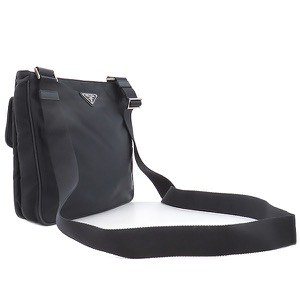 プラダ ショルダーバッグ 三角ロゴ ショルダ  ナイロン ブラック 黒 斜め掛け   VA0269 中古
