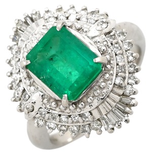リング 指輪 エメラルド ダイヤモンド リング Pt900 シルバー グリーン 緑 スクエア 1.80ct プラチナム  中古