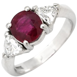 リング 指輪 ルビー 1.76ct ダイヤ 0.621ct Pt900 レッド 赤 1P 1石 1粒 プラチナ Pt900 トリリアントカット オーバル 楕円 トリロジー  中古