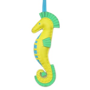 エルメス バッグチャーム イポ アニョーミロ イエロー タツノオトシゴ 中古