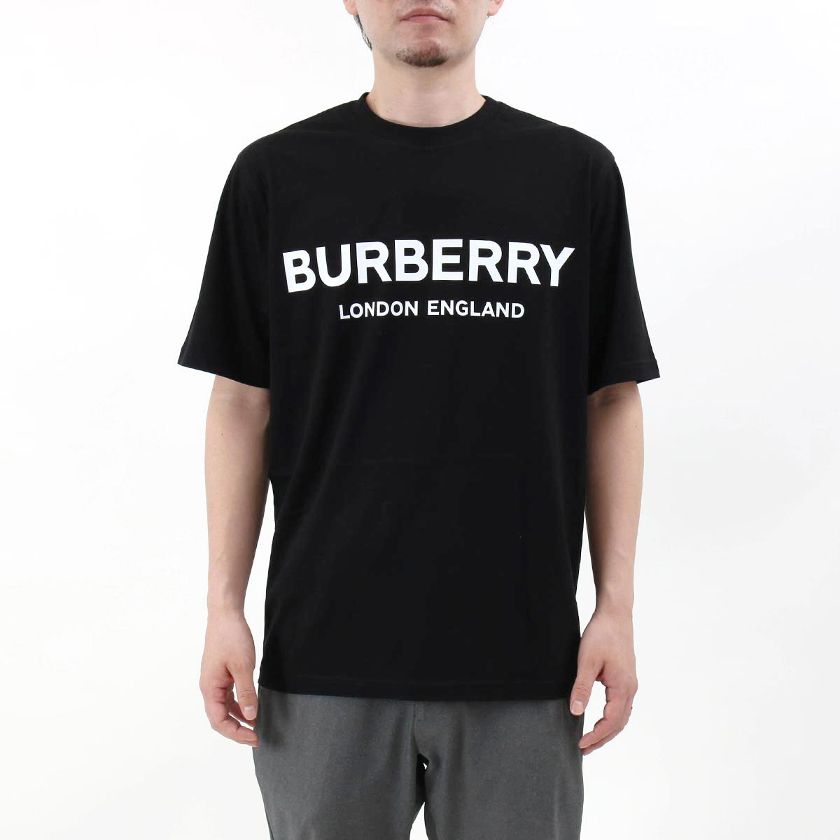 バーバリー Tシャツ トップス メンズ レディース ロゴ プリント ブラック LETCHFORD TAV 113839 A1189 8026016  BURBERRY