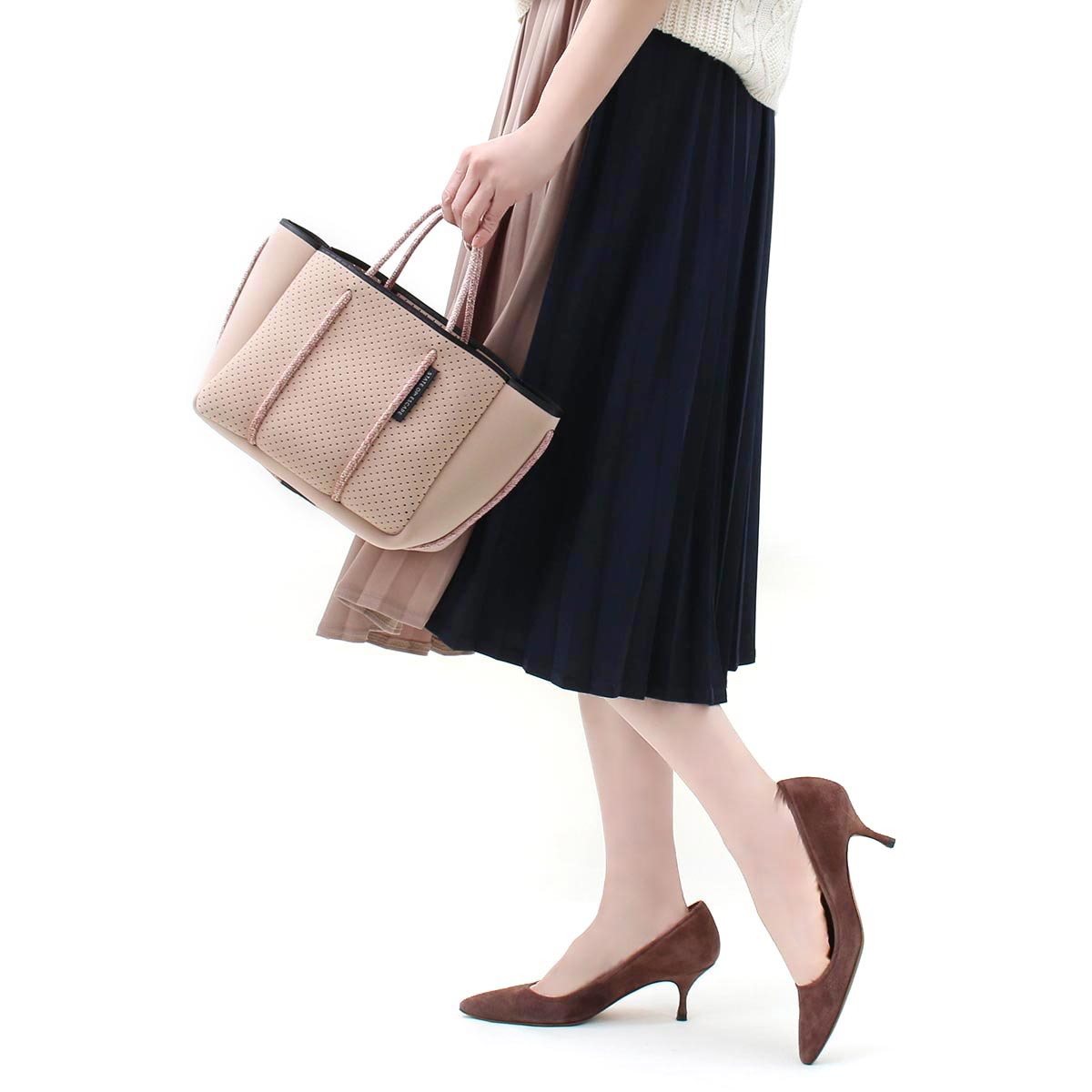 新品 プチ Petite escape tote bag in blush