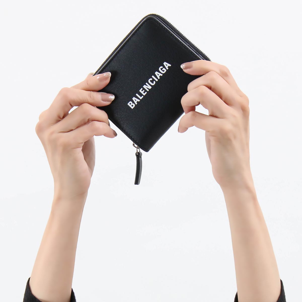 【お値下げ〇】BALENCIAGA ブラックレザー 二つ折り財布 ♡ 楽天市場】BALENCIAGA バレンシアガ 二つ折り財布 CRUSH クラッシュ