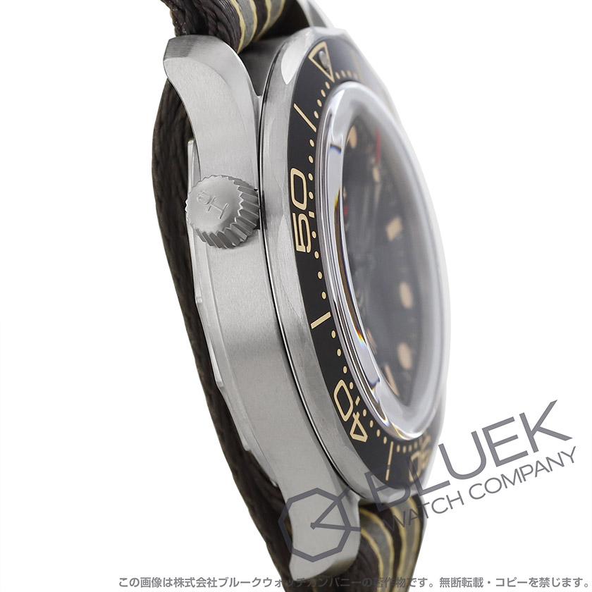 オメガ シーマスター ダイバー300M マスタークロノメーター 007エディション 300m防水 メンズ 210.92.42.20.01.001